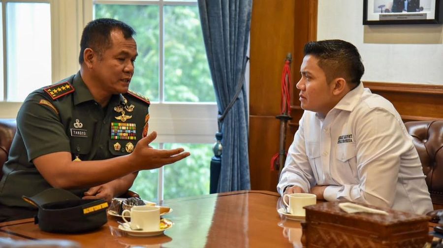 Seskab Teddy Sambut Wakil Panglima TNI Tandyo, Bahas Program Strategis
