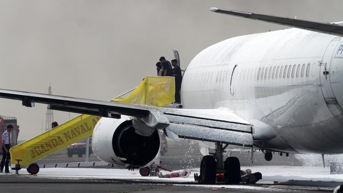 Runway Juanda Ditutup Sementara, Pesawat Latih Tergelincir