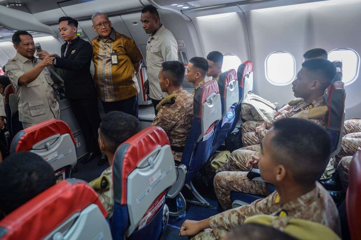 Mendagri Tito Kirim Ribuan Praja Bantu Pulihkan Pelayan Pemerintahan