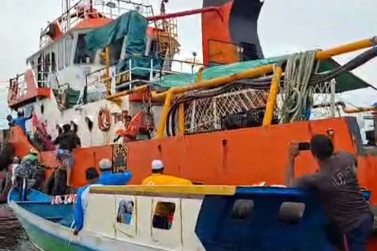 Koarmada III Tegaskan KRI Gulamah di Fakfak Tak Lakukan Survei Migas