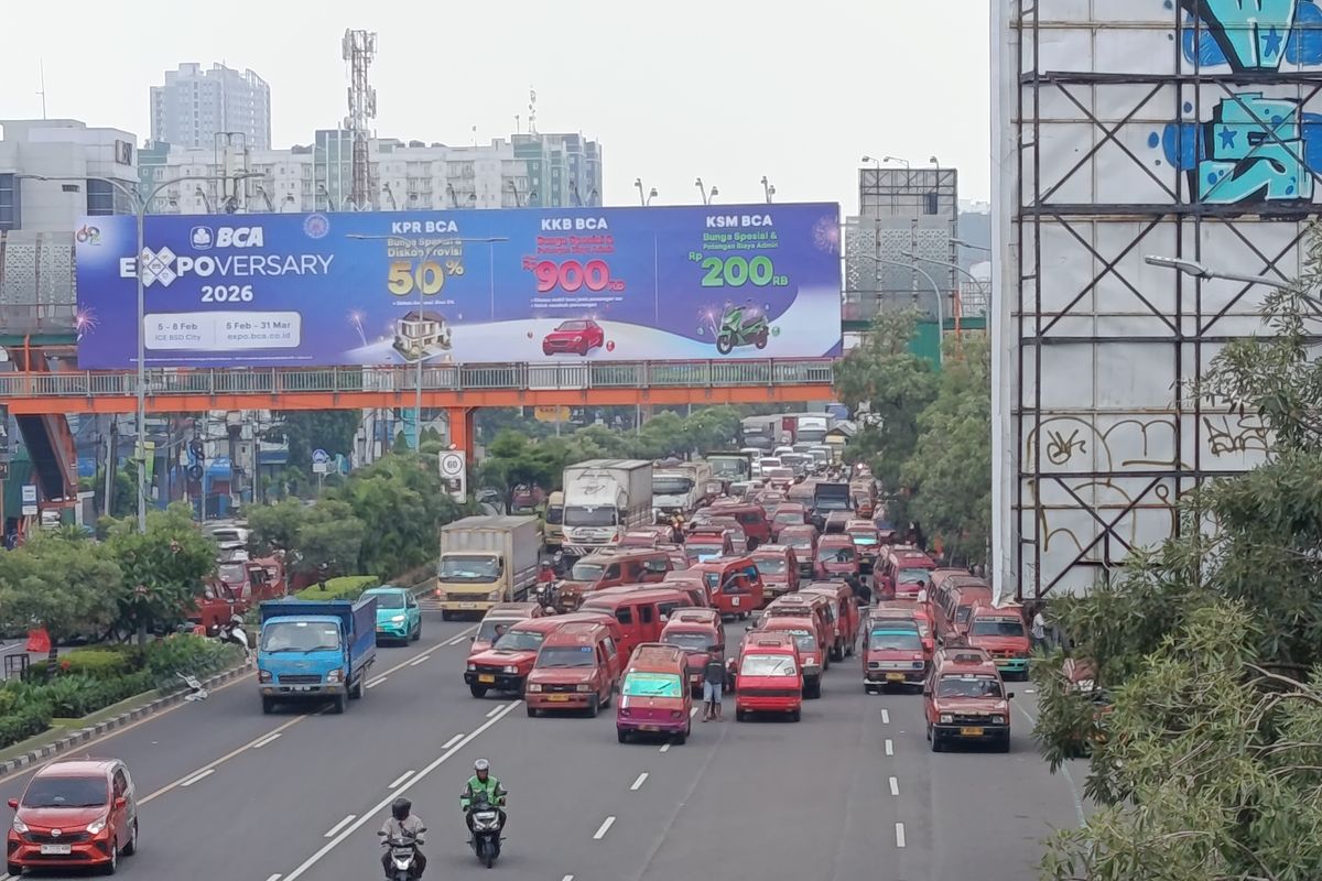 Sopir Angkot Bekasi Minta Dirangkul, Dishub Siapkan Rerouting