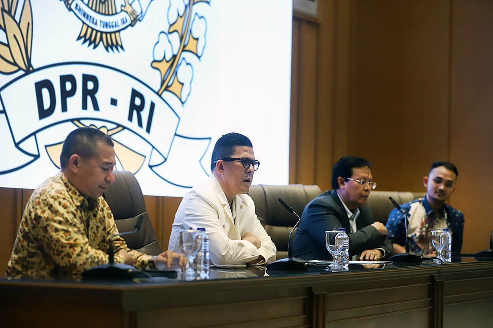 Komisi III DPR: MK Tak Bisa Batalkan Keppres Hakim