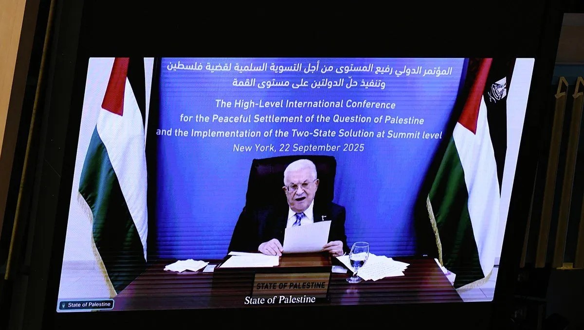 Presiden Abbas Terima Rancangan Konstitusi Sementara Palestina