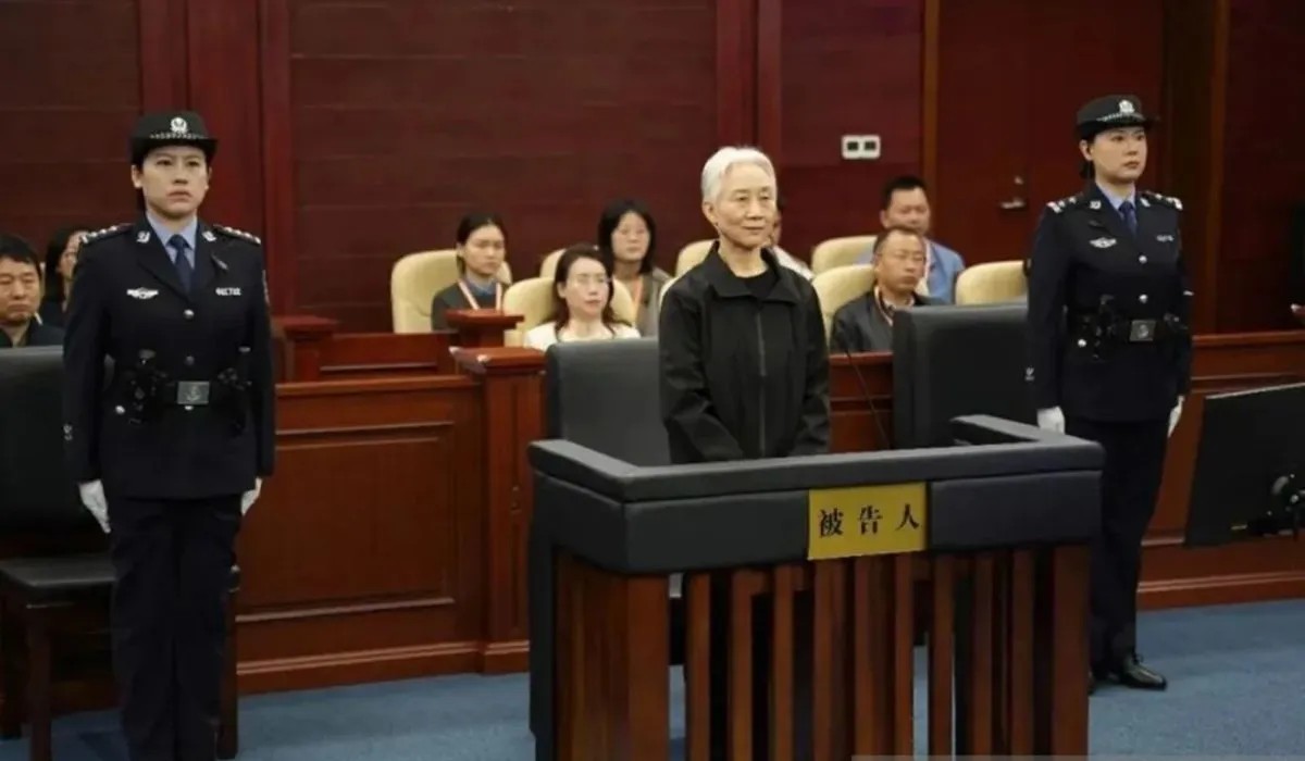 Li Weiwei, Eks Petinggi CPPCC, Divonis Seumur Hidup karena Suap Rp284 Miliar