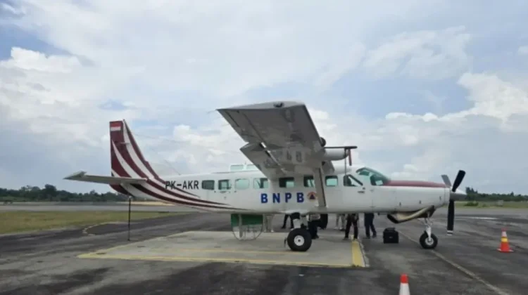 BNPB Serahkan Pesawat ke Riau, Siap Tumpas Karhutla Lewat Modifikasi Cuaca