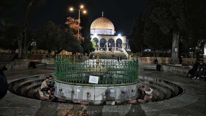 Israel Batasi Warga Palestina, Polisi Dikerahkan ke Al-Aqsa Saat Ramadan