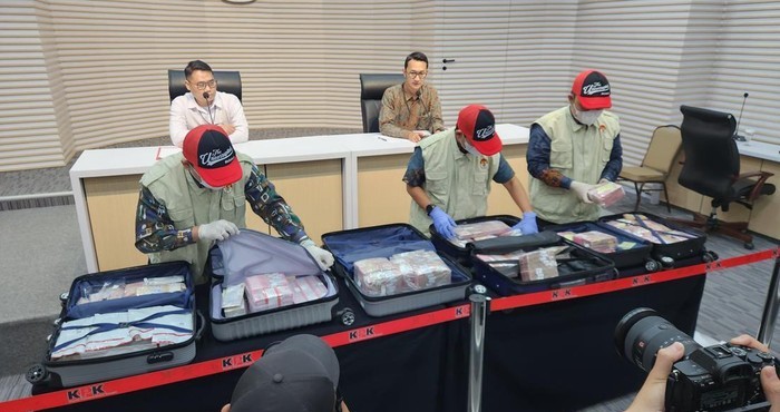 KPK Sita Rp5 Miliar dari Safe House Ciputat