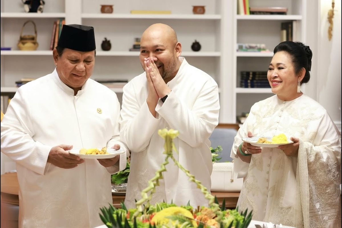 Prabowo & Titiek Rayakan Ulang Tahun Didit dengan Hangat