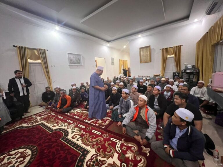 Habib Aboe Gelar Sahur Bersama Kader PKS di Kandangan