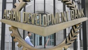 ADB-IMF Peringatkan Dampak Perang Timur Tengah ke Ekonomi Dunia