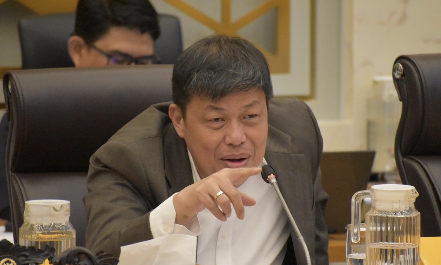 Petugas Karhutla di Riau Gugur, Alex Minta Standar Keselamatan dan Asuransi Diperketat