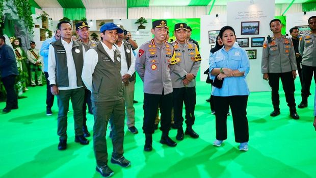 Kapolri Tinjau Green Policing Riau Bersama Ketua Komisi IV DPR RI