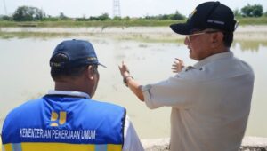 Menteri PU Tinjau Banjir Brebes, Instruksikan Penanganan Muara