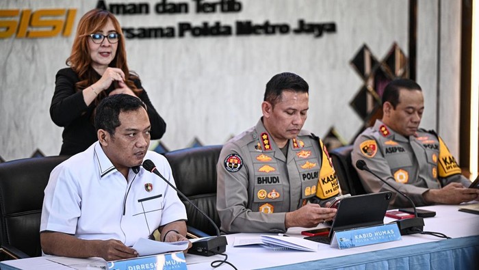 Polisi Telusuri 86 CCTV Ungkap Dalang Teror Aktivis