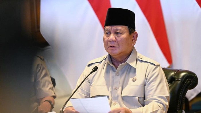 Prabowo Perintahkan Usut Dalang Serangan Air Keras