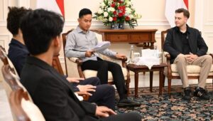 Wapres Gibran Bahas Beasiswa Sepak Bola ke AS