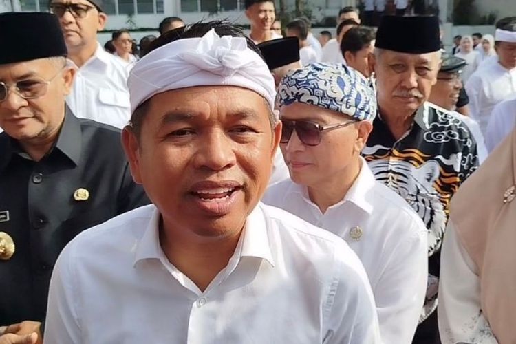 KDM Permudah Warga Jabar Bayar Pajak Kendaraan