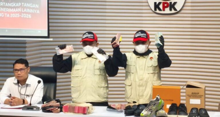 Ternyata Gegara Ini Kepala OPD Pinjam Uang untuk Penuhi 'Jatah' Bupati Gatut