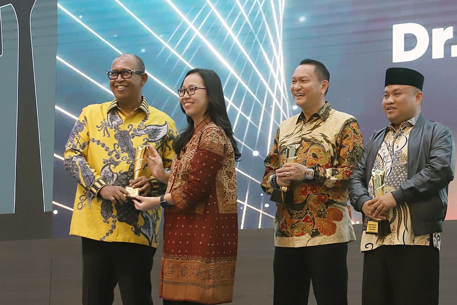 Gagas LBH Digital di Perbatasan, Rizki Faisal Raih Penghargaan KWP Award 2026