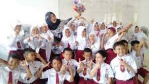 Sekolah Tak Ikut WFH, Belajar Tetap Tatap Muka