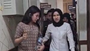 Diduga Facelift Ilegal, Eks Finalis Puteri Indonesia Ditangkap