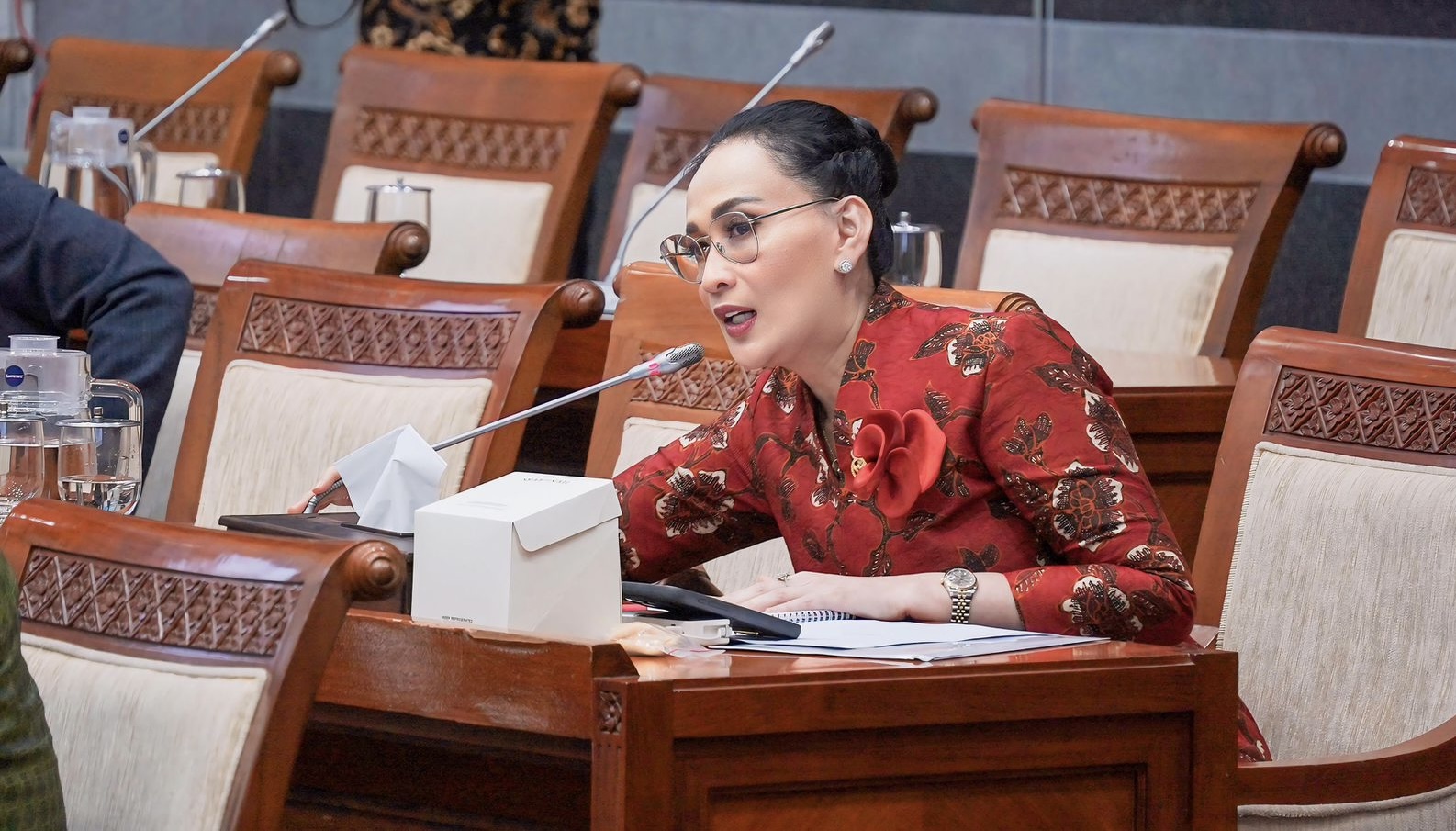 Anggota Komisi I DPR RI Amelia Anggraini menilai kepatuhan