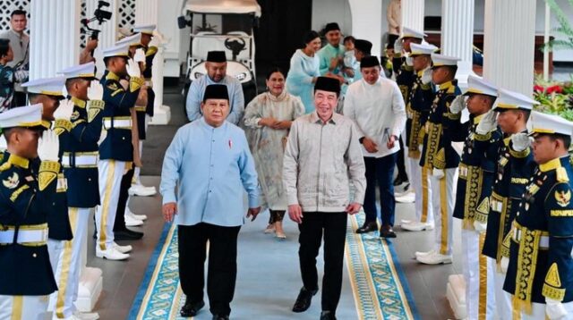 Jokowi: Hadiri Open House Prabowo, Silaturahmi Saja