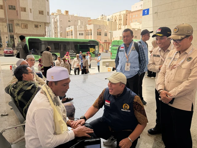 Lift Rusak dan Wudu Minim, Timwas DPR Kritik Hotel Jemaah di Makkah