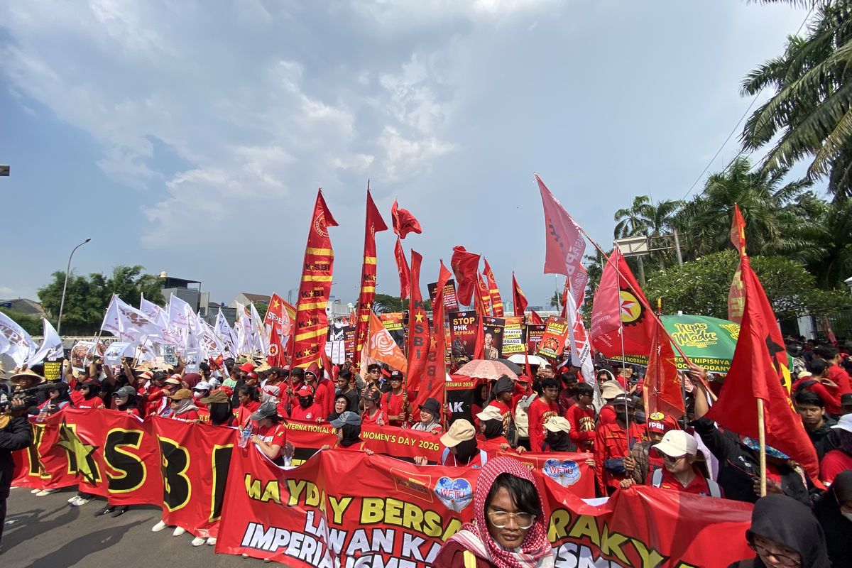 May Day 2026, Ribuan Buruh Padati DPR RI Tuntut RUU Ketenagakerjaan