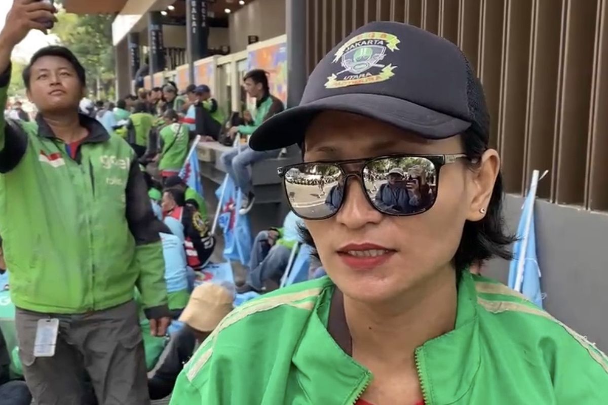Ojol Perempuan di May Day: Janji Potongan di Bawah 10 Persen Harus Segera Terwujud