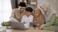 Khutbah Jumat: Membangun Kedekatan Anak dan Orang Tua di Era Digital