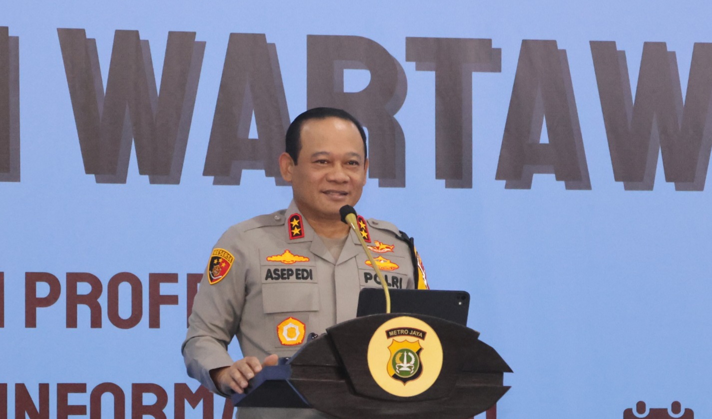 Kapolda Metro Jaya Kini Berpangkat Jendral Bintang Tiga