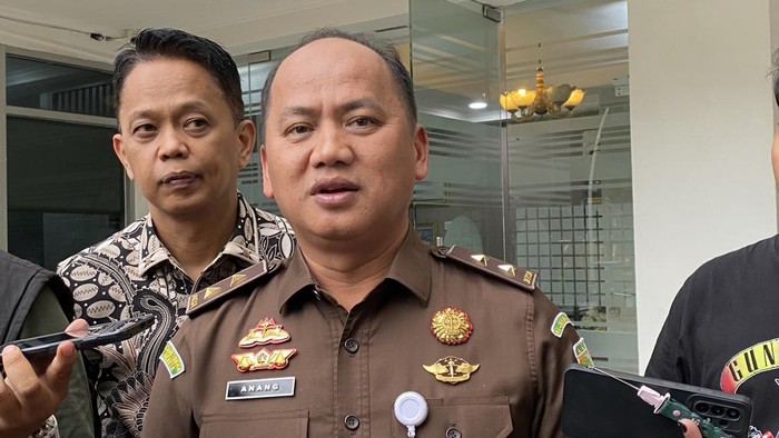 Kejagung Periksa Eks Dirjen Bea Cukai Askolani di Kasus Korupsi Limbah Sawit