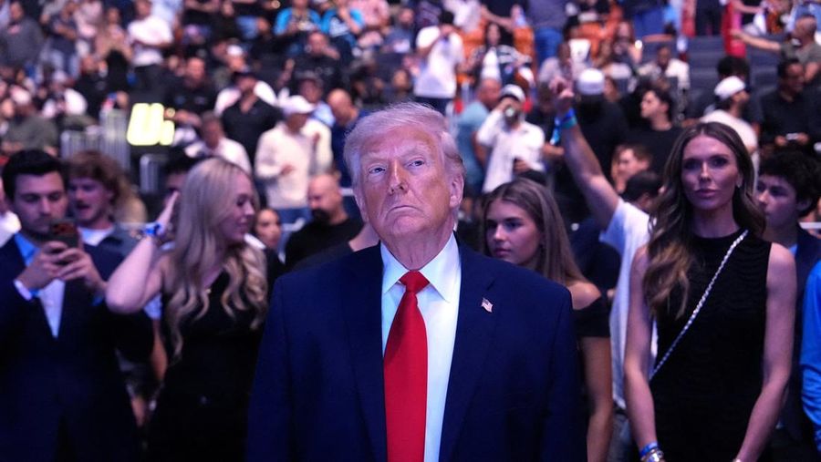 Trump Perketat Green Card, Imigran Kini Dipaksa Pulang