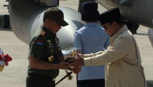 Prabowo Serahkan Jet Tempur Rafale ke TNI
