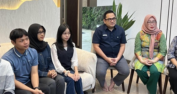 Ocha Viral, Dukungan Publik Membanjir