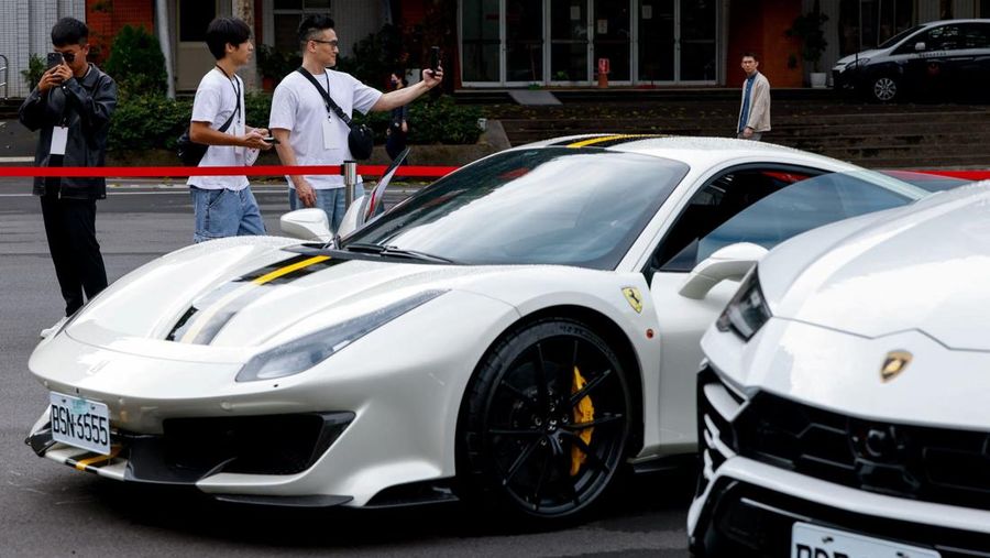 McLaren & Mercy Rampasan Siap Dilelang