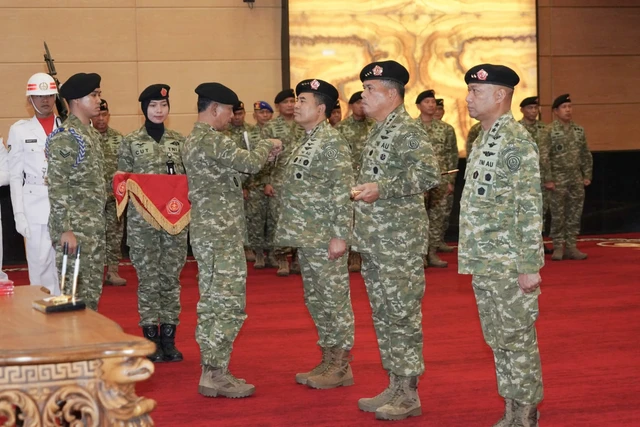 Kasum TNI Pimpin Sertijab Dansesko TNI dan Pangkogabwilhan II