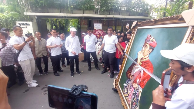 Ulang Tahun ke-65, Jokowi Pilih Sederhana Dengan Cara Berbagai Sembako