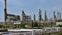 Ukraina klaim produksi minyak Rusia menurun setelah serangan Kiev