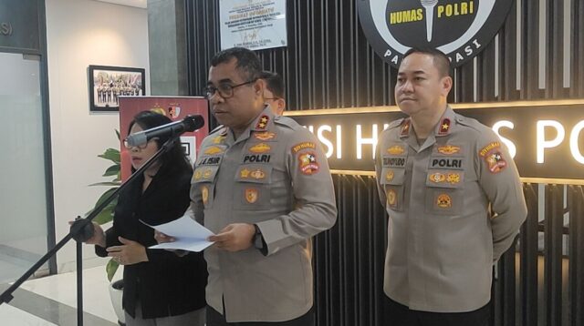 Kapolri Naikkan Pangkat 29 Pati Jadi Irjen Pol