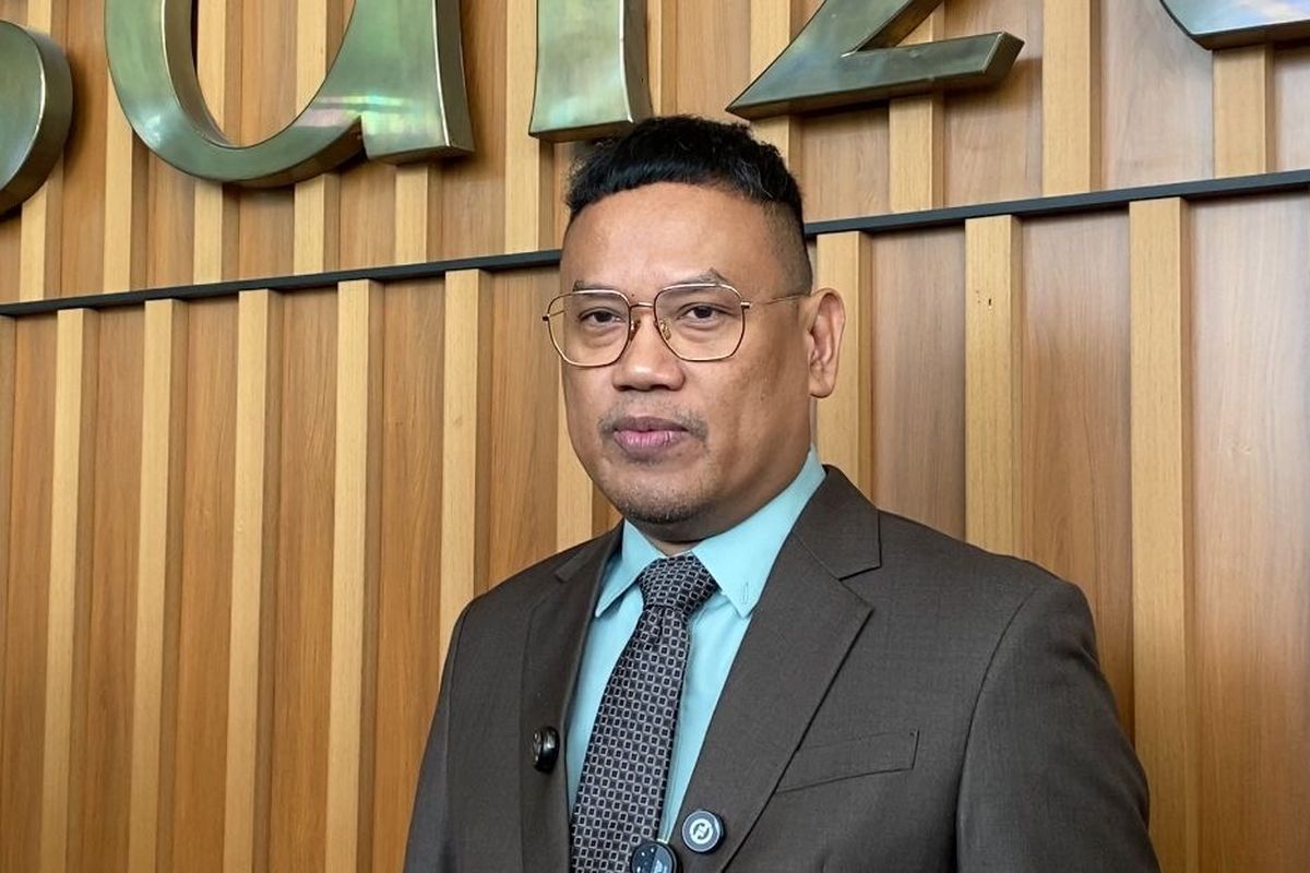 Dari Panggung Hiburan ke Politik, Uya Kuya Ditunjuk Zulhas Pimpin PAN Jakarta
