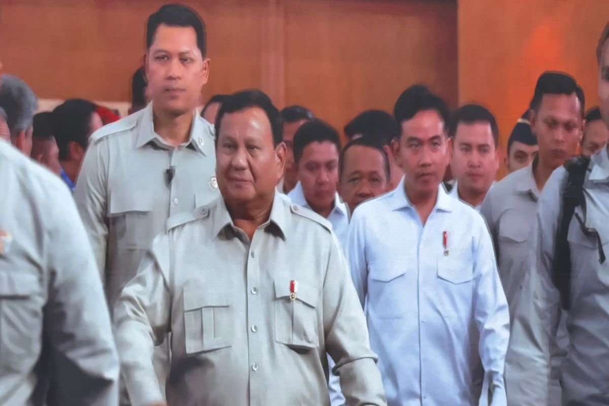 Prabowo Temui Ribuan Rektor dan Dekan, Gibran Dampingi
