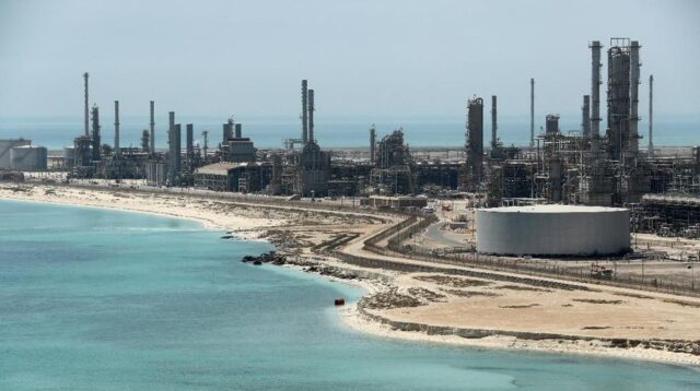 Tragedi Helikopter Aramco Jatuh di Dekat Selat Hormuz
