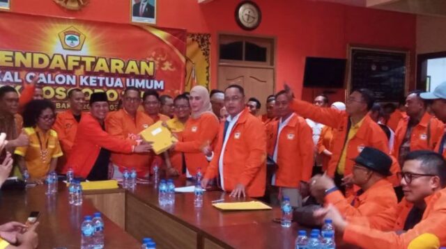 Sari Yuliati Resmi Maju Ketua Umum Kosgoro 1957