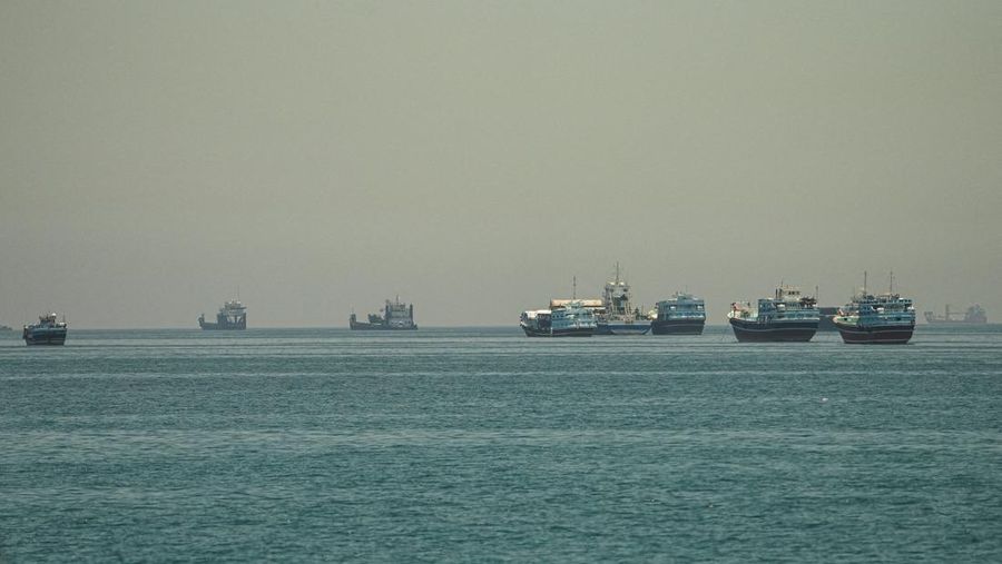 Selat Hormuz Jadi Taruhan, Iran Peringatkan Sekutu AS