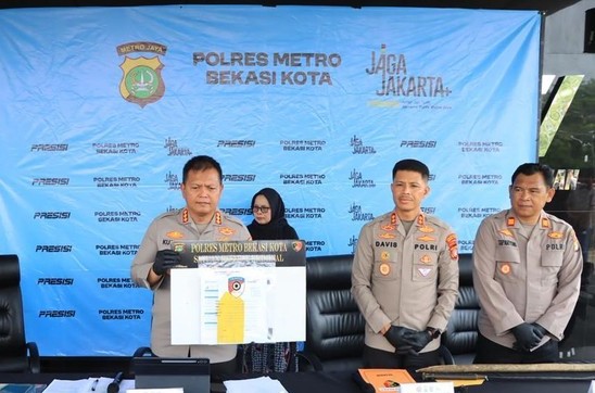 Nenek di Bekasi Tertipu Rp1 Miliar oleh Eks Pegawai Bank