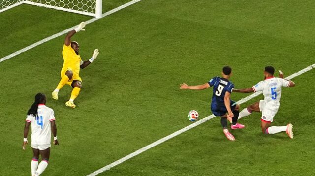 Brasil Puncaki Grup C Usai Lumat Haiti 3 - 0