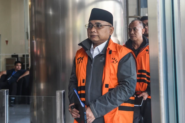 KPK Kembali Tahan Gus Yaqut Usai Pulih