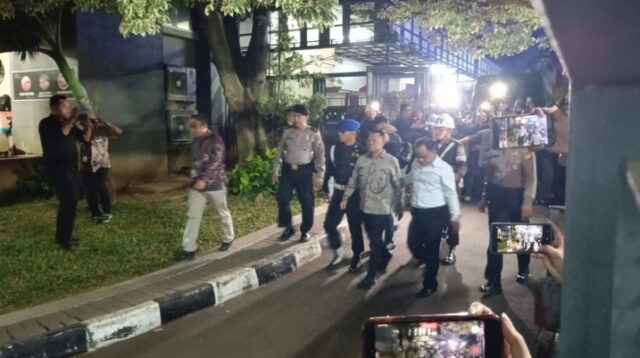 Eks Jampidsus Febrie Adriansyah Resmi Ditahan di Rutan KPK